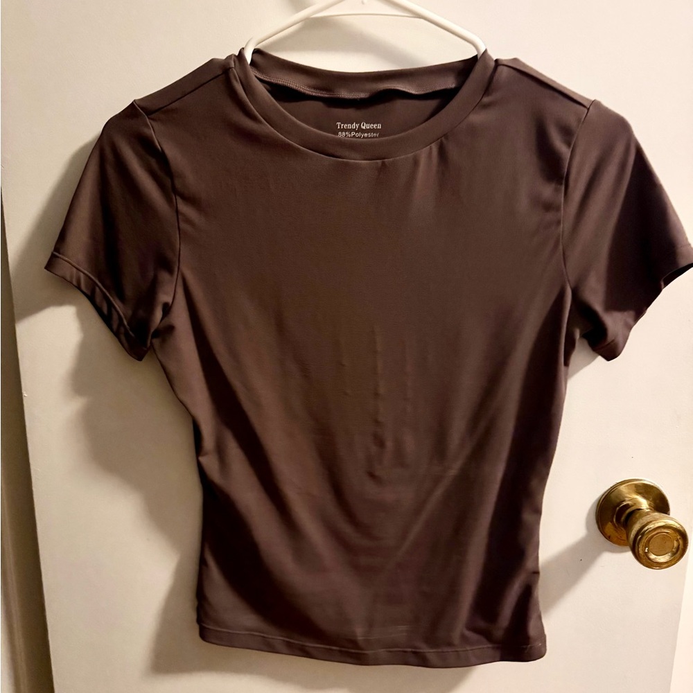 NWOT - Basic Bodycon Tee - Picture 7 of 9